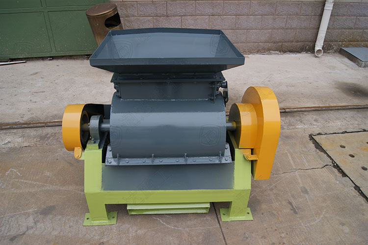 ���ط���C���Q�Y�W��������