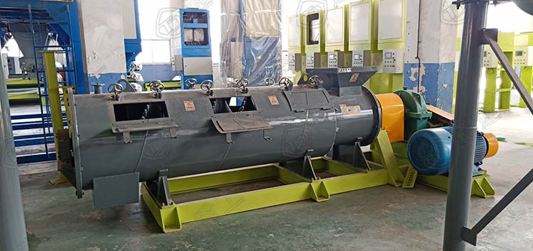 ���X�����C(j��)�����c(di��n)�ͽY(ji��)��(g��u)